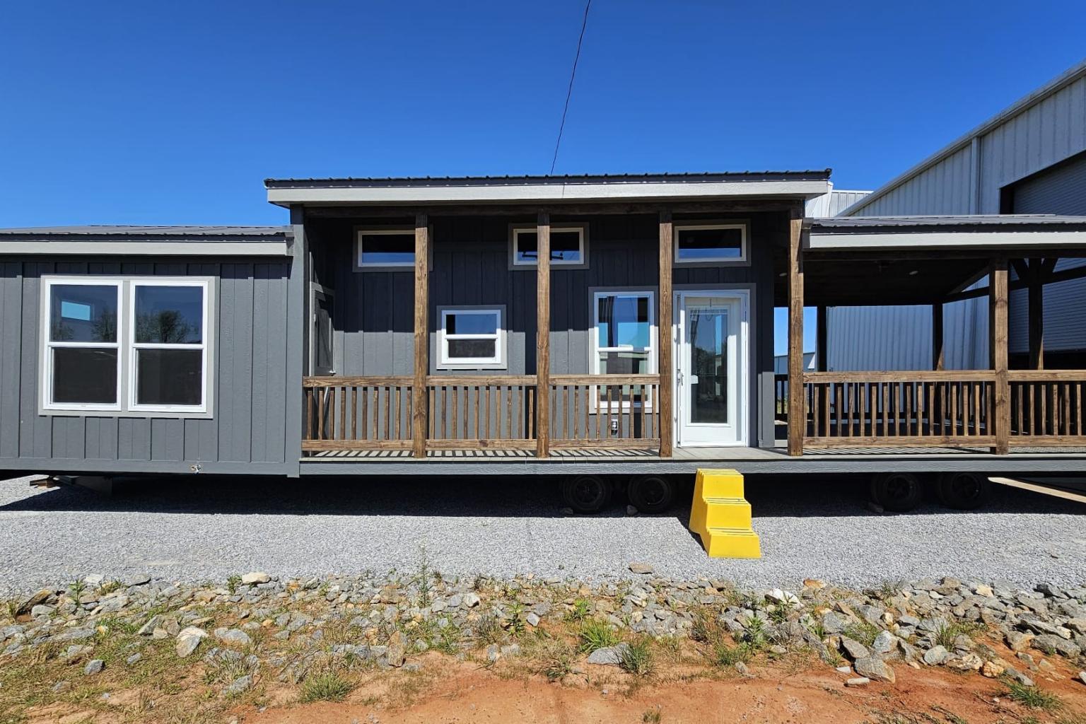 Veranda Park park model home by Phoenix Building Solutions